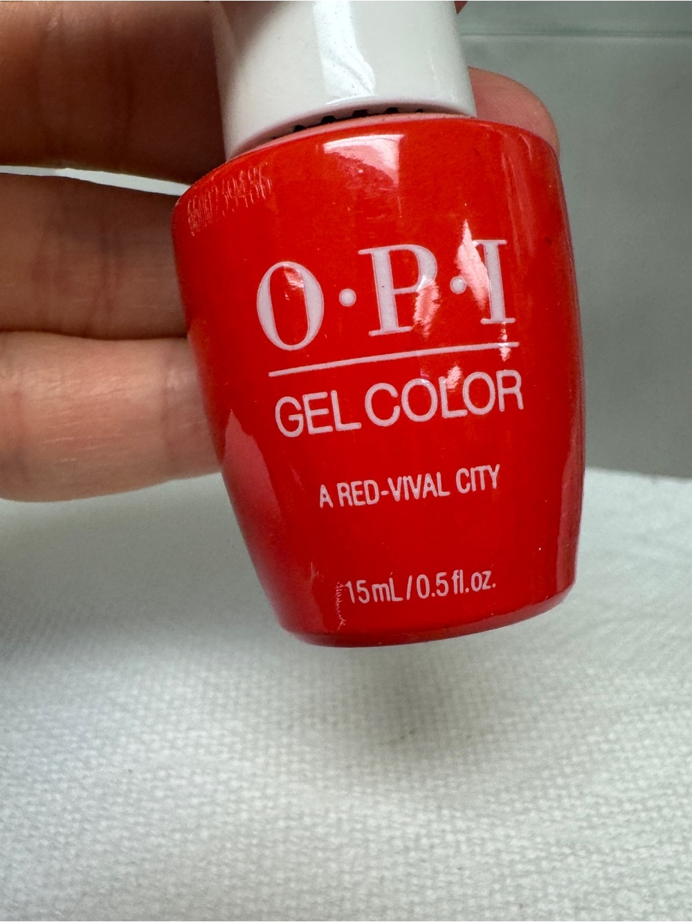 OPI Gel Color Nail Polish - GC L22 Red-Vival City new without box